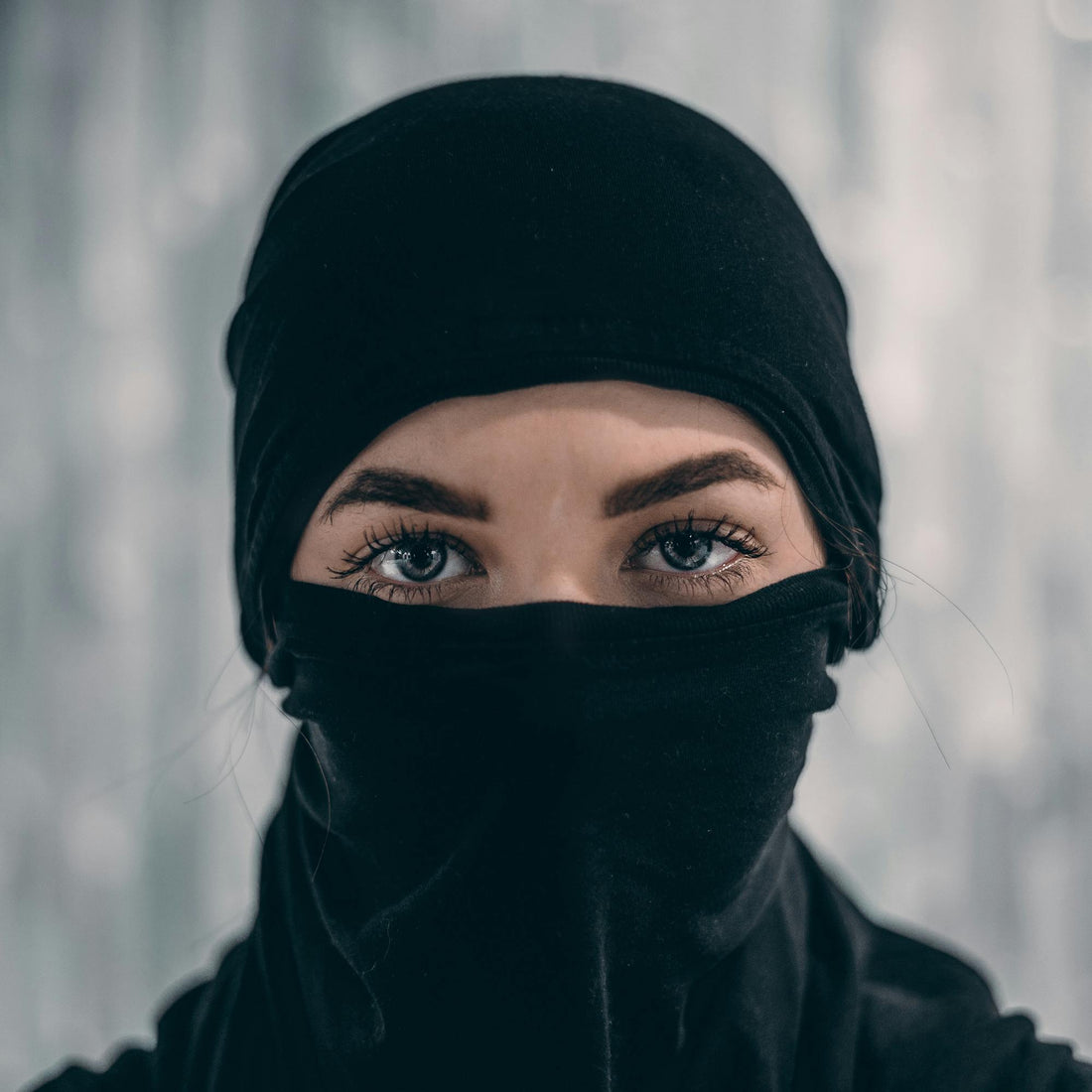 Comment mettre des lentilles de contact de couleur facilement